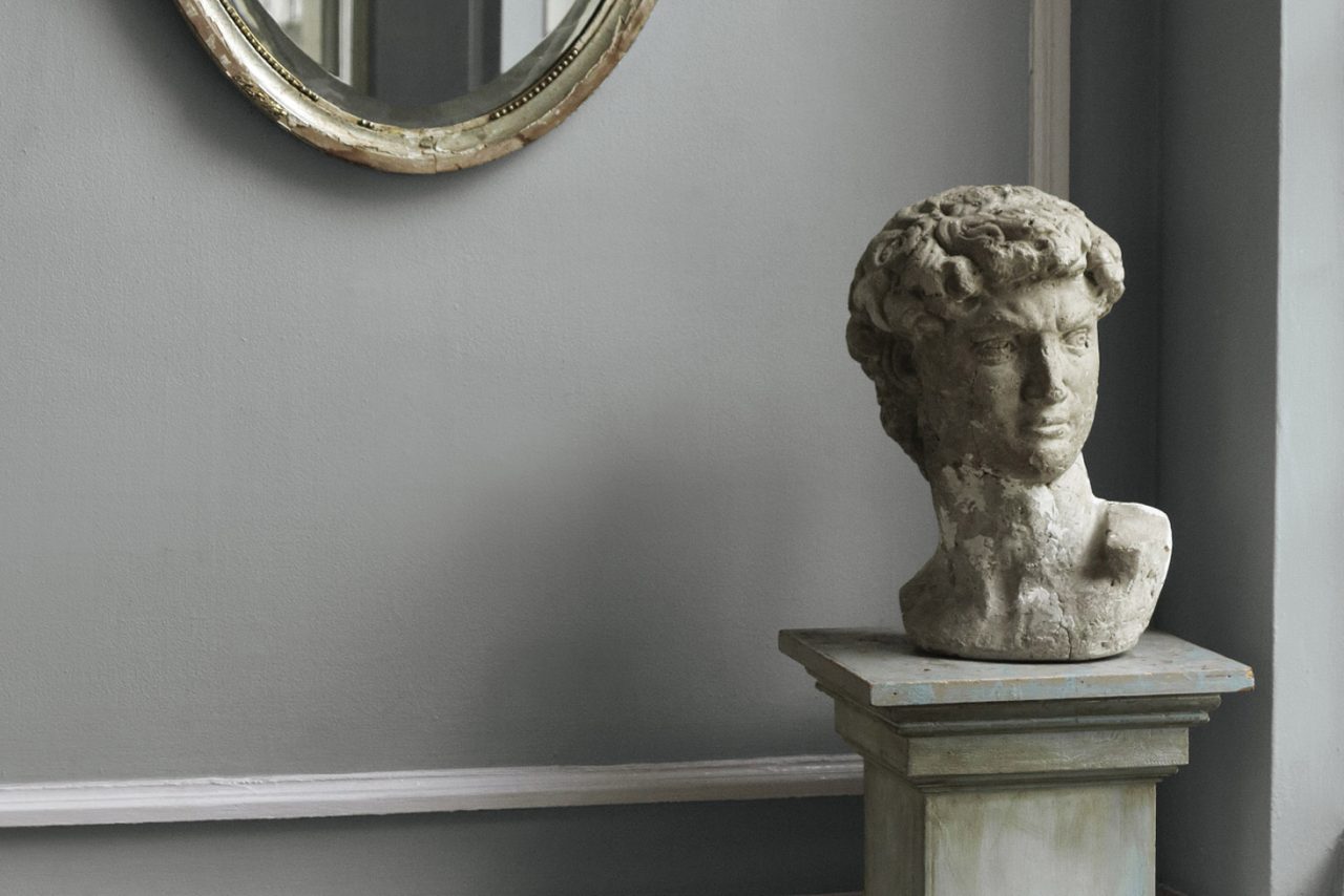 Neoclassical